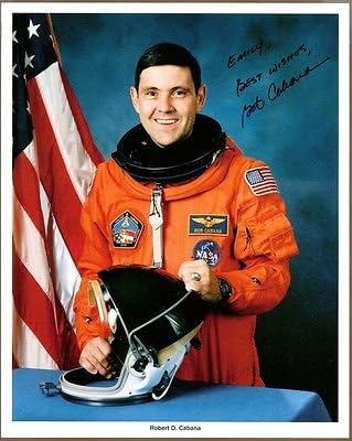 Robert D. Cabana, a NASA Űrhajós, Aláírt & Feliratos 8 x 10 Fotó, COA